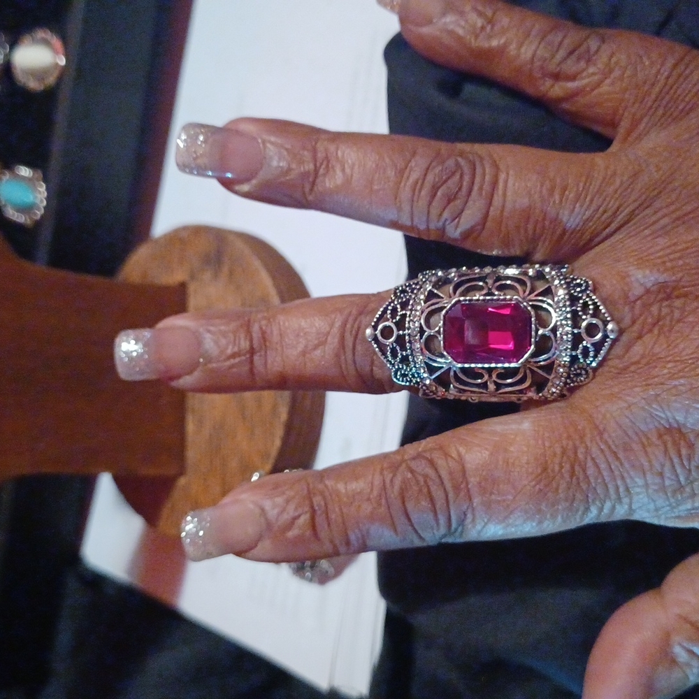 Rings - Picture 6 of 6